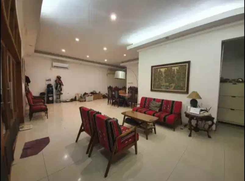 dijual rumah cipete selatan