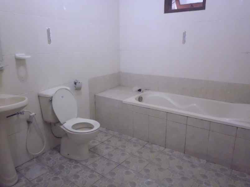 dijual rumah cipete utara