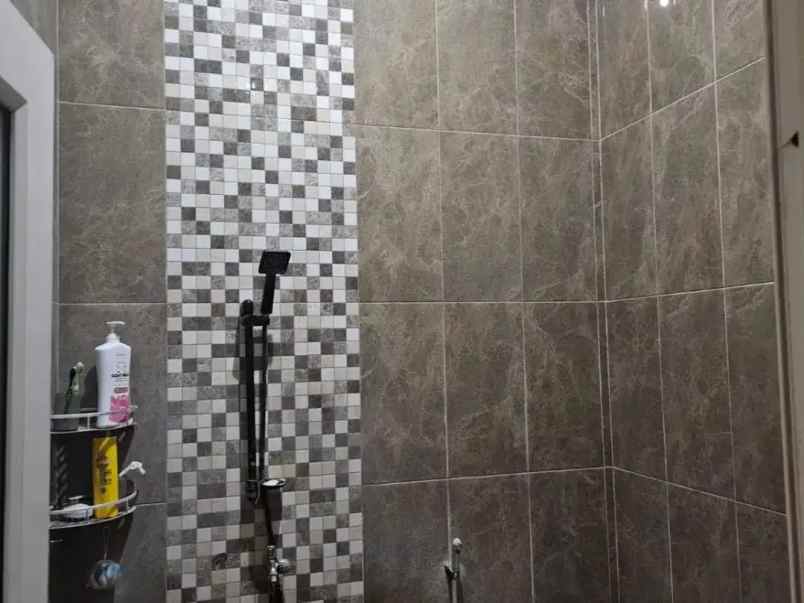 dijual rumah cipinang