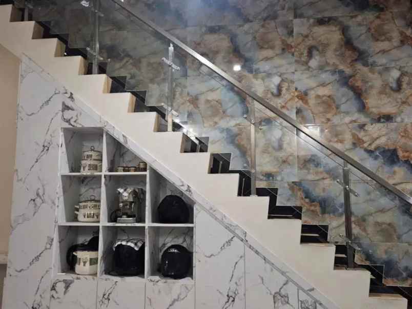 dijual rumah cipinang