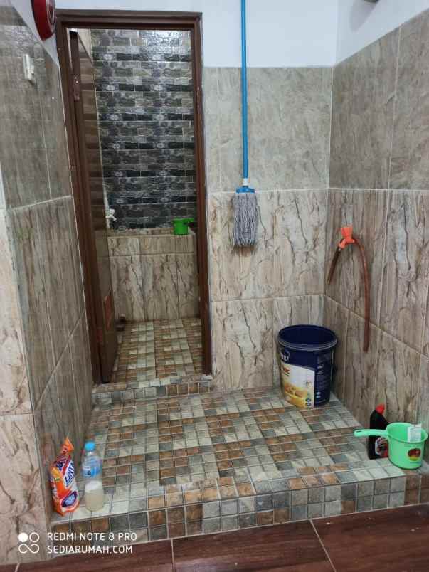 dijual rumah ciracas