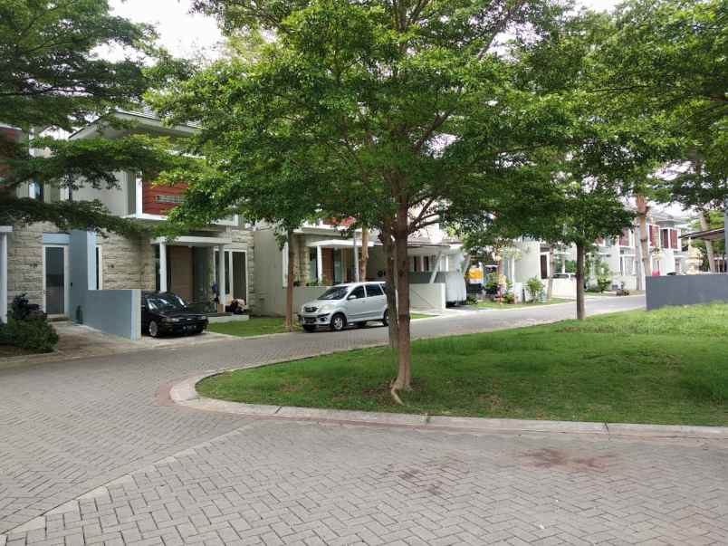 dijual rumah citraland