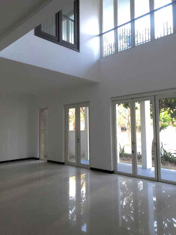 dijual rumah citraland