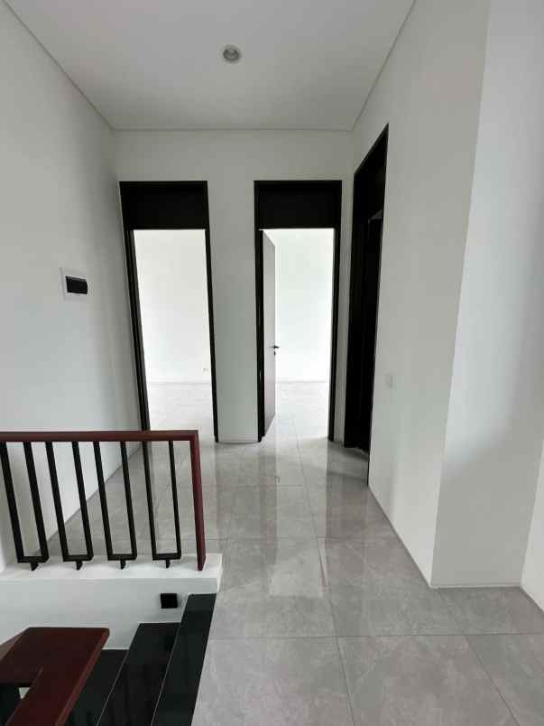 dijual rumah citraland