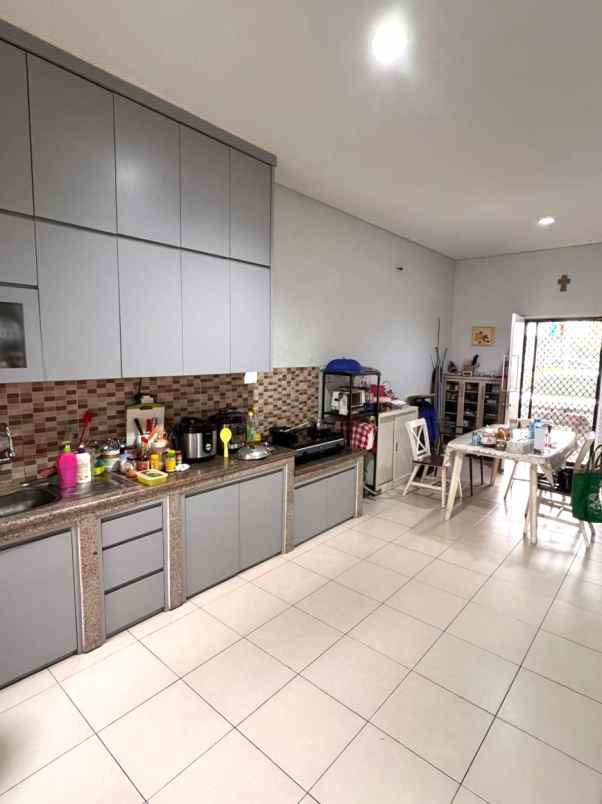 dijual rumah cluster alamanda jgc