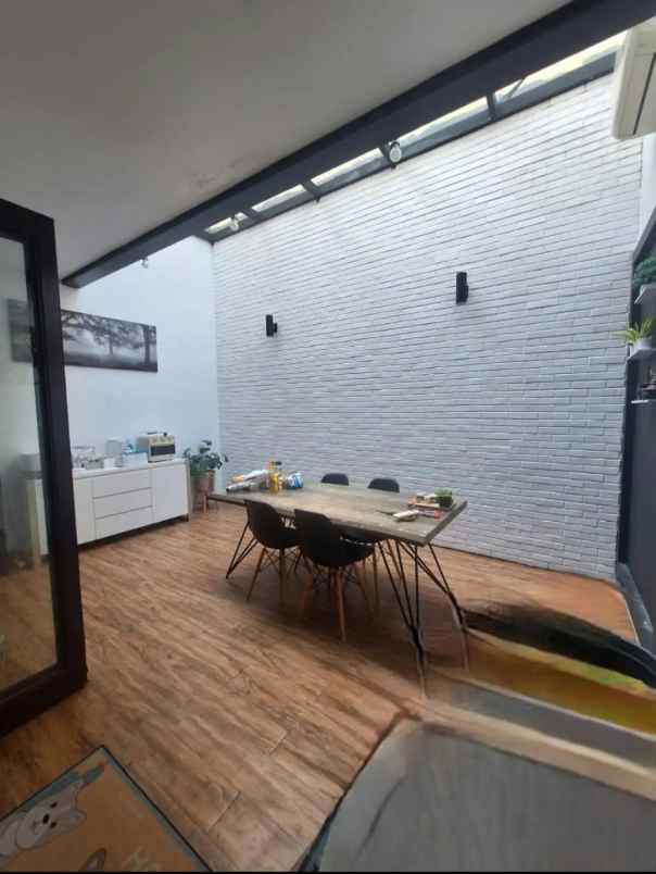 dijual rumah cluster asera one south