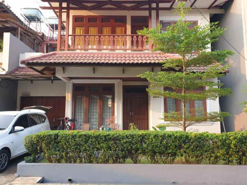 dijual rumah cluster eksklusif cantik