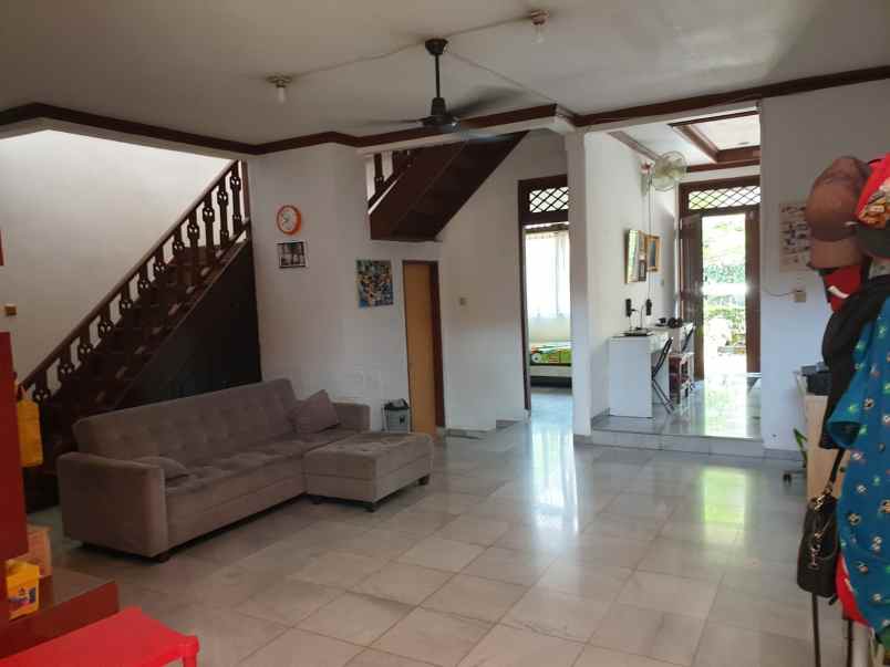 dijual rumah cluster eksklusif cantik