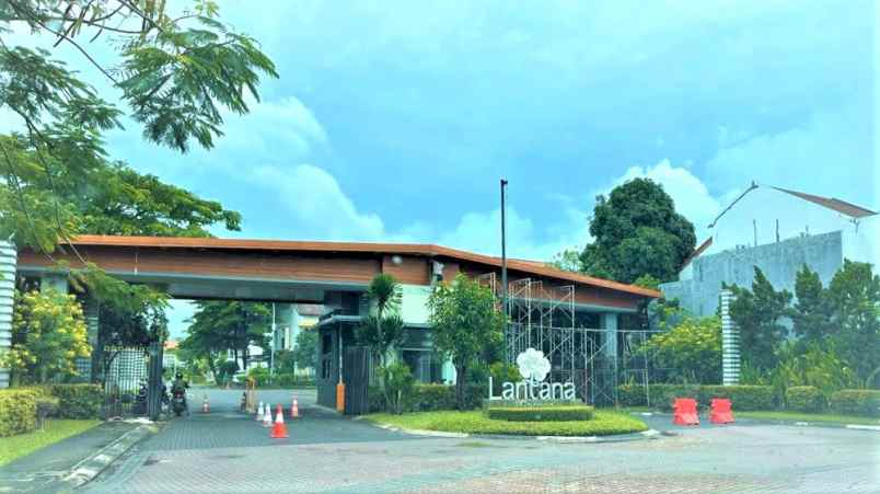 dijual rumah cluster lantana jgc