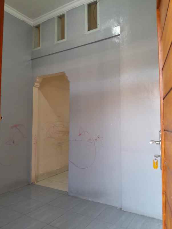 dijual rumah cluster marsela jl baru