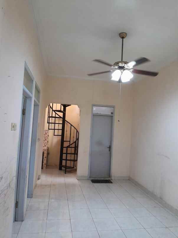 dijual rumah cluster marsela jl baru