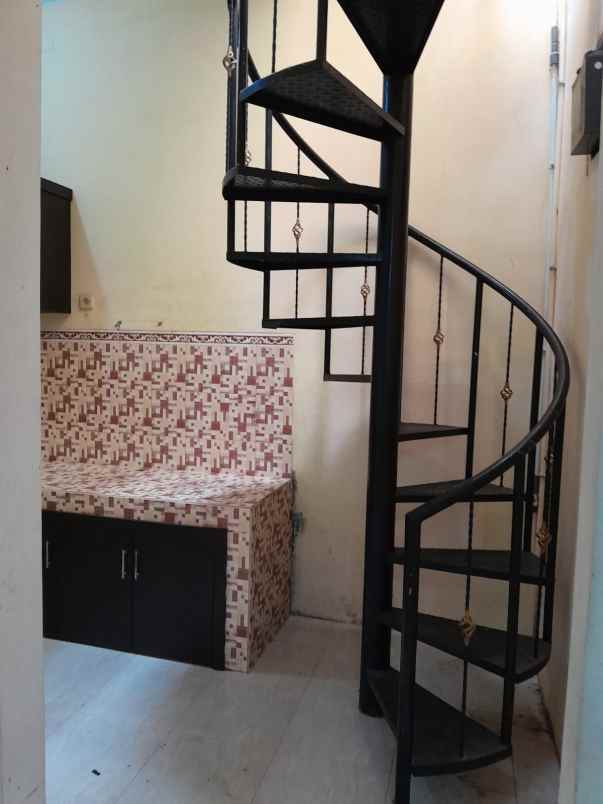 dijual rumah cluster marsela jl baru