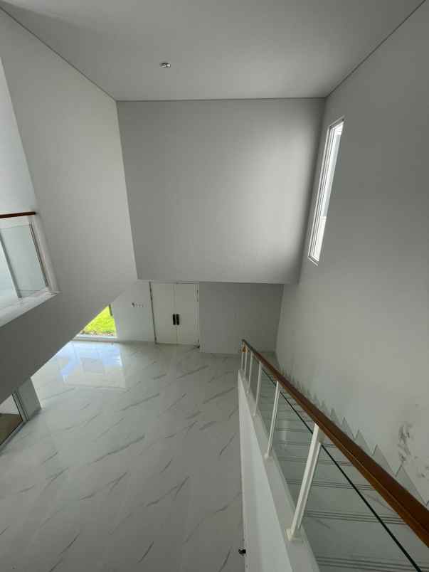 dijual rumah cluster pasadena