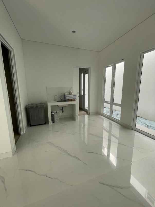 dijual rumah cluster pasadena