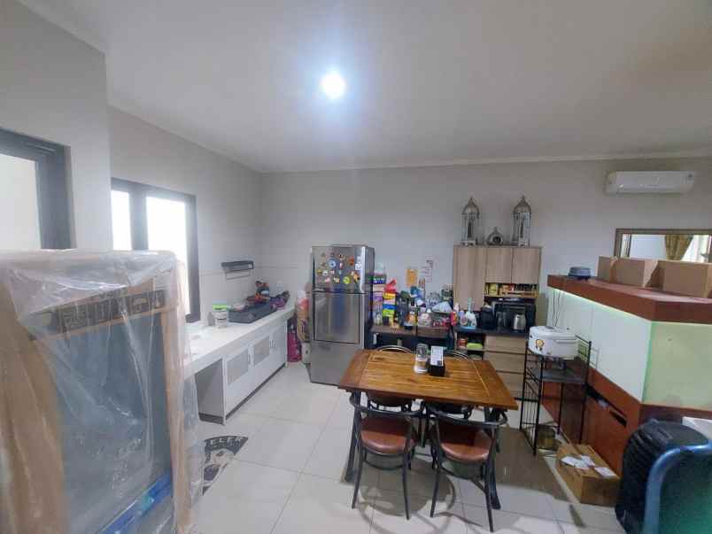 dijual rumah cluster summarecon bekasi