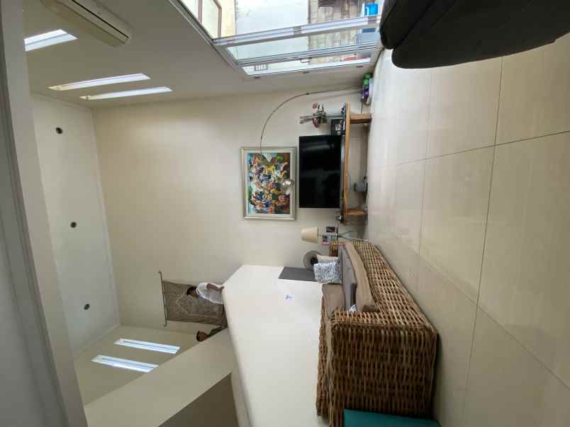 dijual rumah cluster sutera lavender