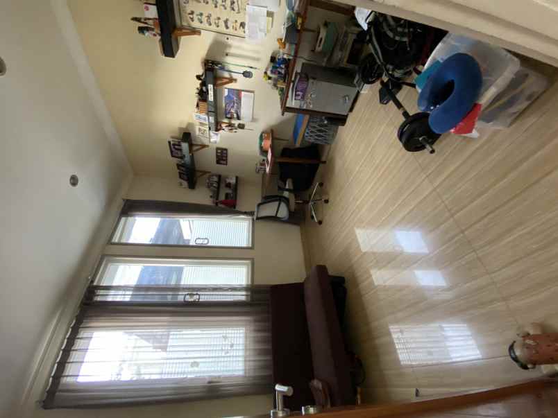 dijual rumah cluster sutera lavender