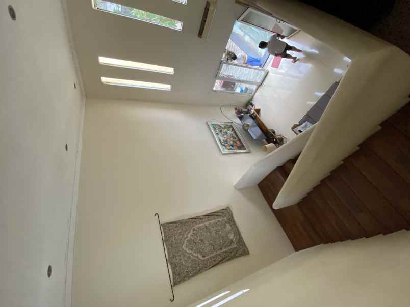 dijual rumah cluster sutera lavender