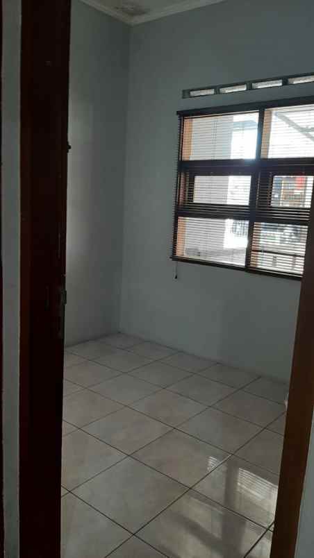 dijual rumah dalam cluster cihanjuang cimahi