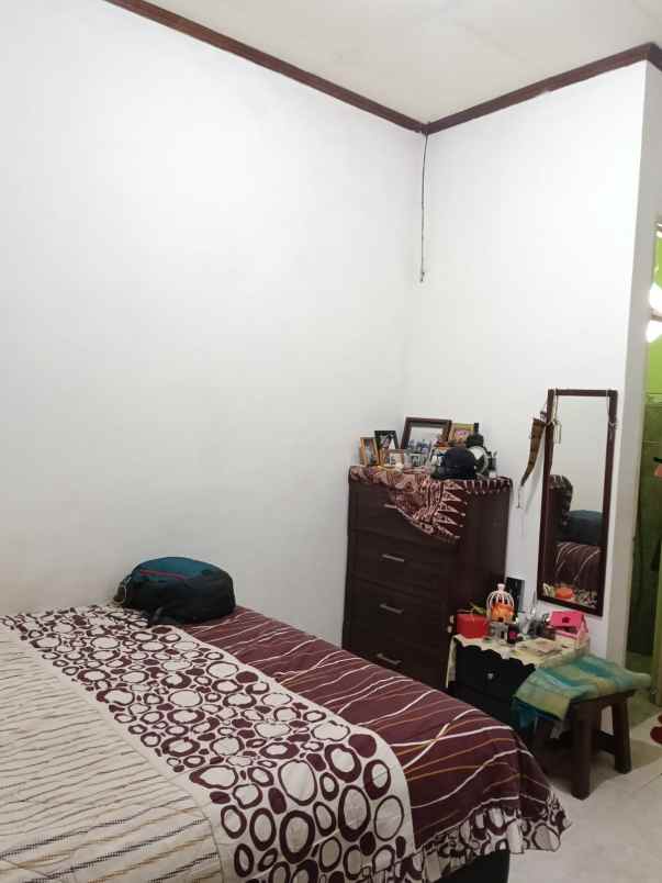 dijual rumah darmo indah selatan