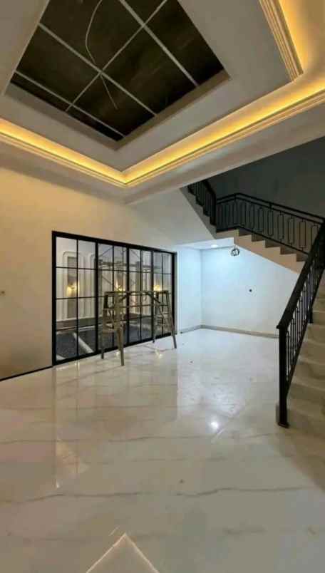 dijual rumah dau