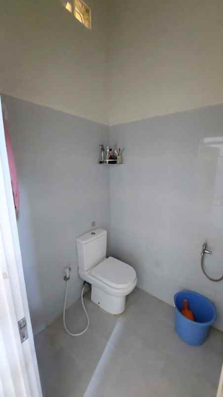 dijual rumah depok sleman