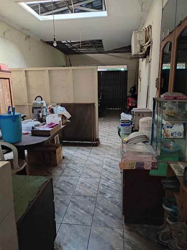 dijual rumah dermaga
