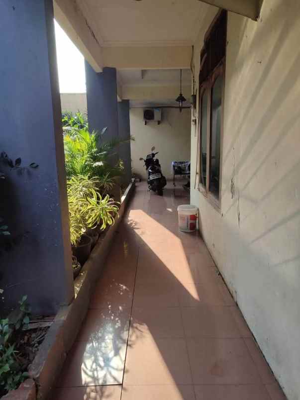 dijual rumah dermaga