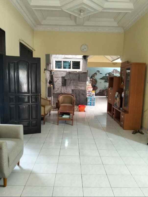dijual rumah dharmahusada indah timur