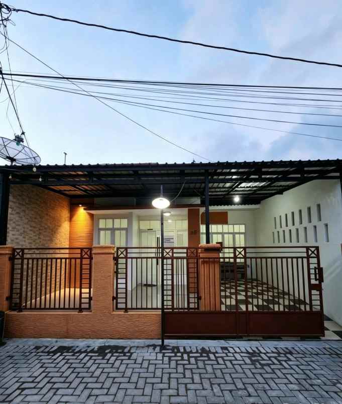 dijual rumah di argomulyo mukti tlogomulyo semarang