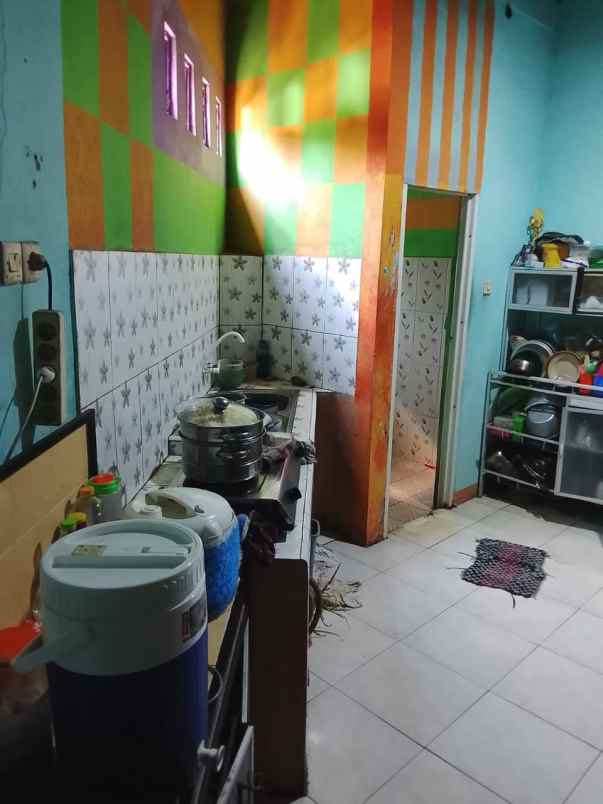 dijual rumah di jl beji rt 07 rw 13