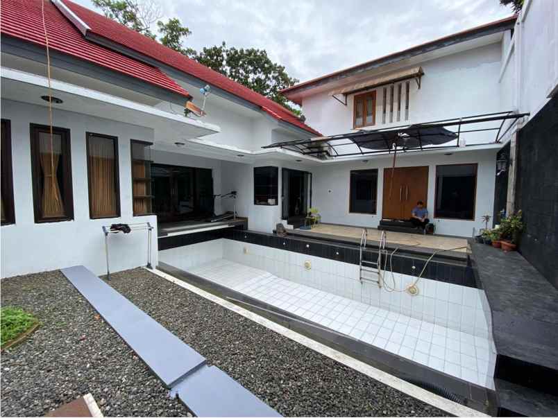 dijual rumah di kota bandung