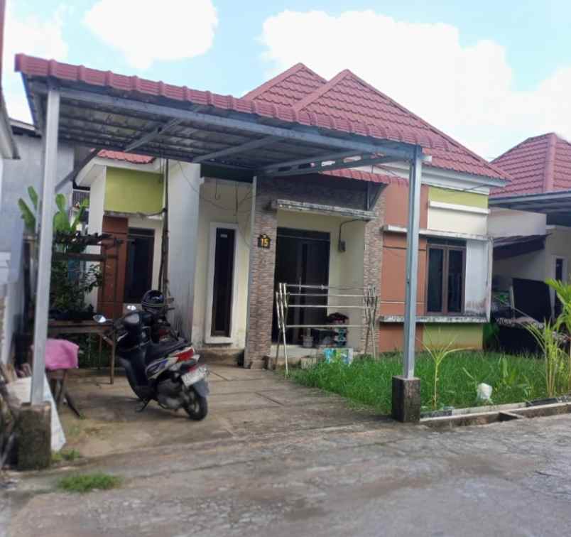 dijual rumah dijual rumah di jl danau
