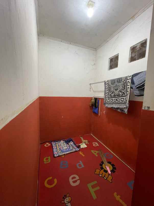 dijual rumah dijual rumah di jl untung