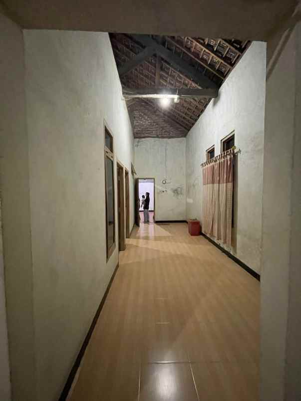 dijual rumah dijual rumah di jl untung