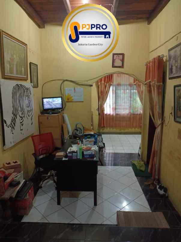 dijual rumah duren sawit