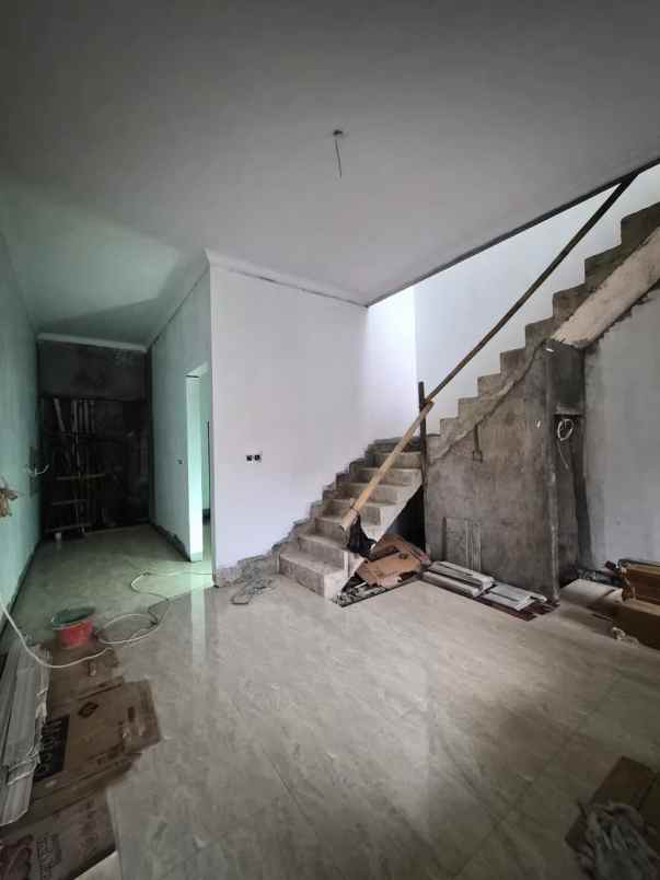 dijual rumah duren sawit jakarta timur