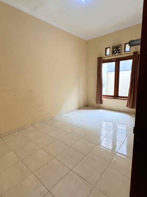 dijual rumah duren sawit jaktim