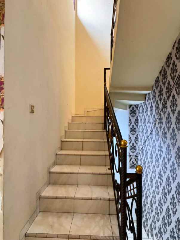 dijual rumah duren sawit jaktim