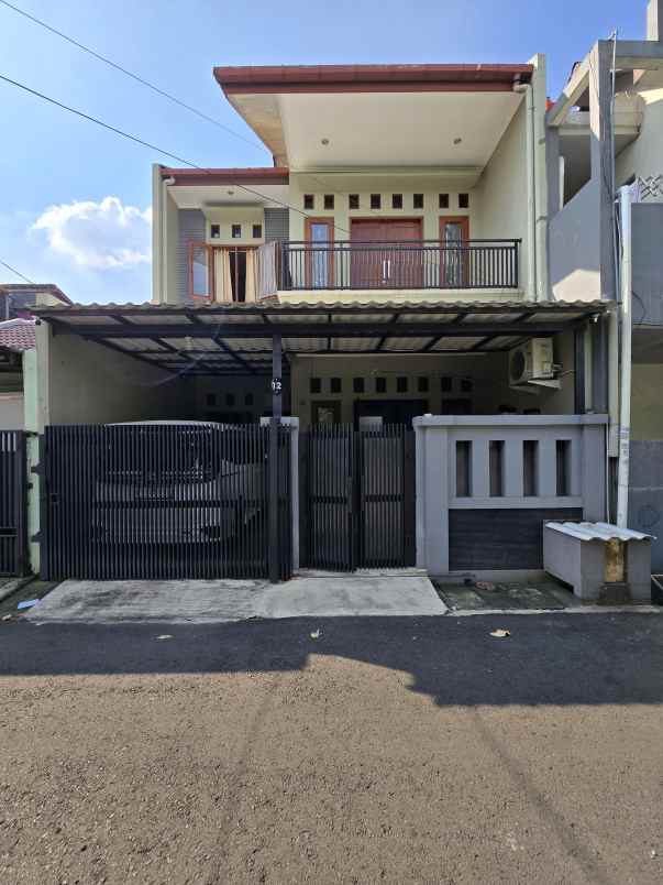 dijual rumah duren sawit jaktim