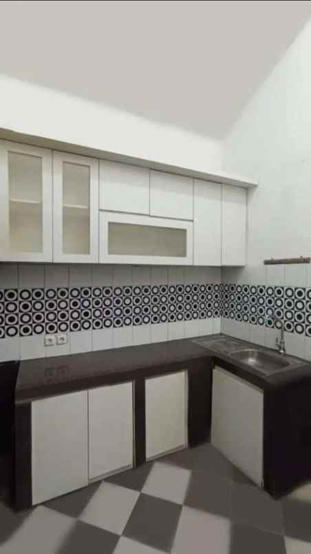 dijual rumah elkk297