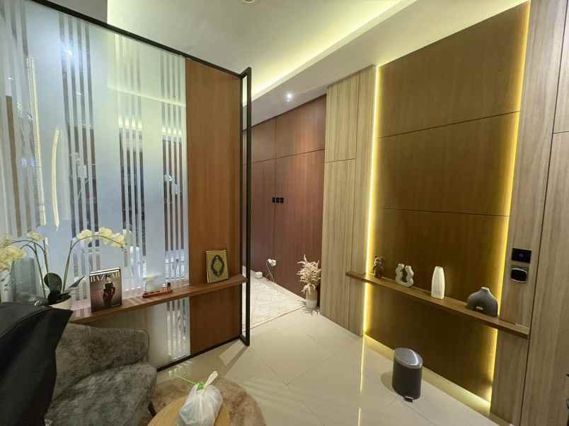 dijual rumah full furnished kavling ciherang depok