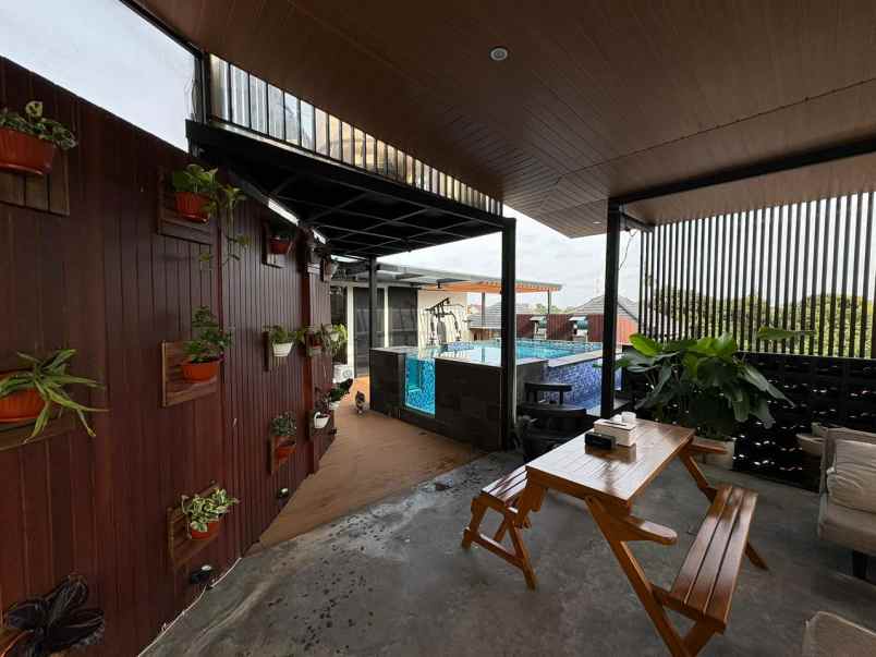 dijual rumah full furnished kavling ciherang depok