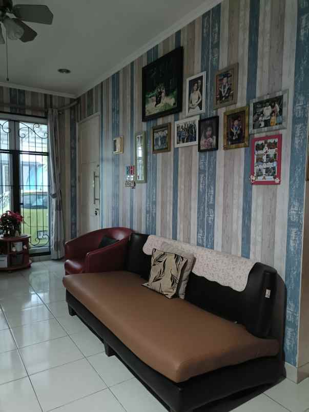 dijual rumah gading serpong cluster karelia