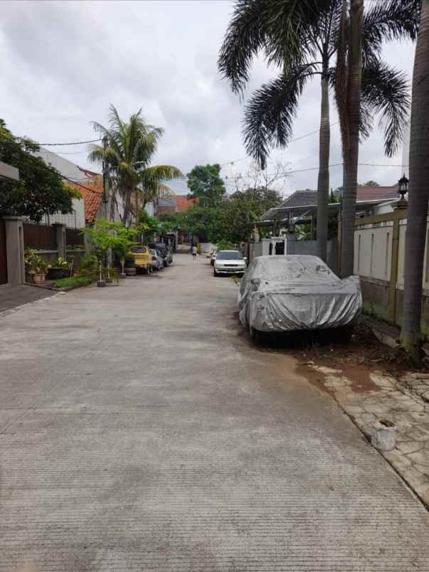 dijual rumah gandaria iv