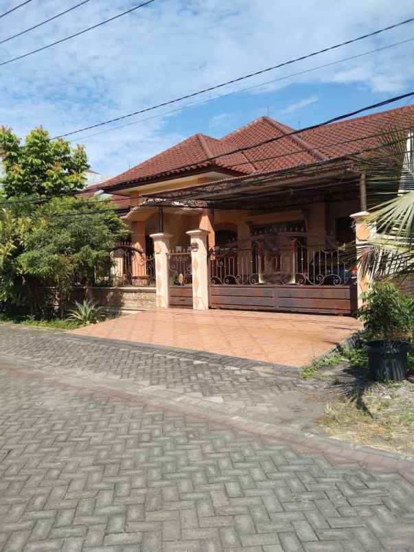 dijual rumah gayungsari barat