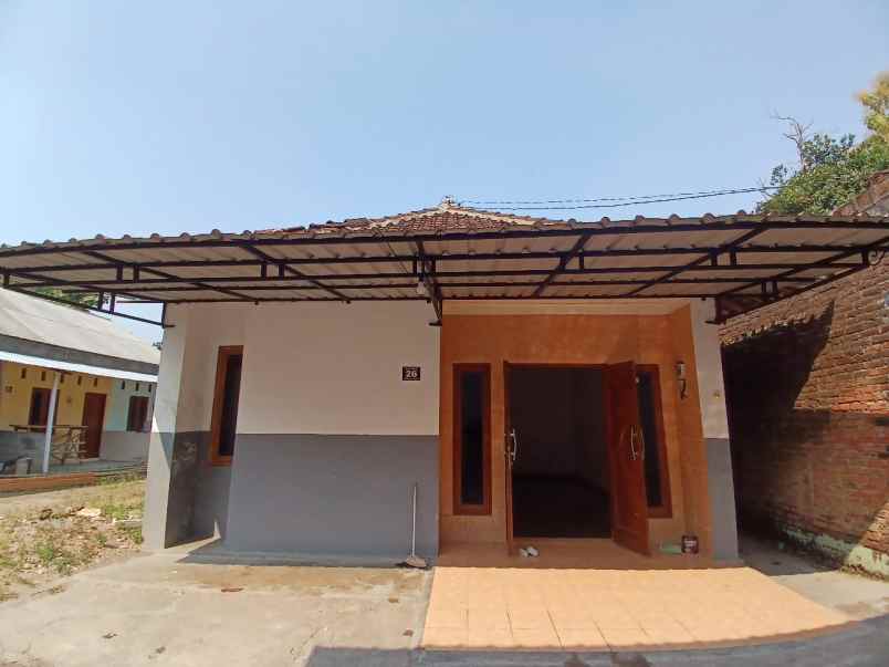 dijual rumah godean