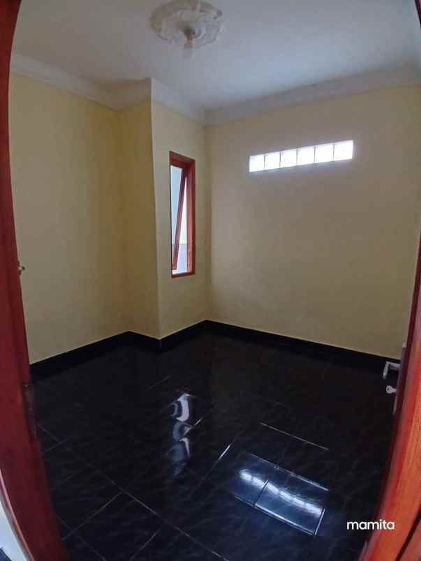 dijual rumah godean