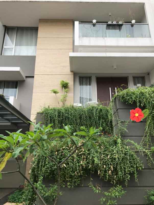 dijual rumah golf island pik cluster serenade lagoon