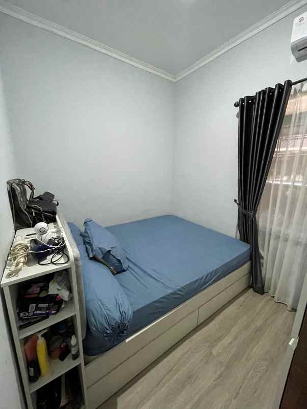 dijual rumah graha mampang mas